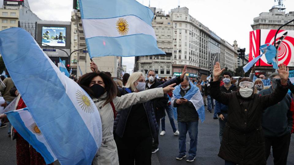 ARGENTINA-HEALTH-VIRUS-PROTEST