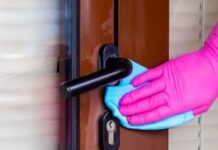 Borrife vinagre na porta de entrada e veja o que acontece dentro da sua casa