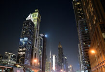 Super-ricos de Dubai pagam fortunas para fugir da guerra