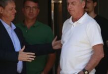 Bolsonaro orienta Flávio a explorar decisão dos EUA contra PCC e CV, dizem aliados