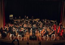 Orquestra CirandaMundo abre temporada artística 2026 sob regência de ex-aluno do projeto social da instituição