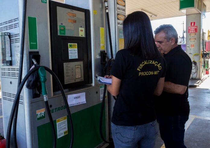 Fiscalização posto