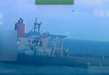 EUA suspendem sanções ao petróleo iraniano em meio a negociações de paz