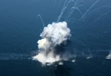 EUA bombardeiam alvos iranianos após ‘agressão injustificada’ em Ormuz