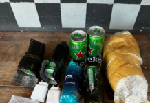 Policiais penais apreendem bebidas alcoólicas e carregadores de celulares que seriam arremessados para unidade prisional em Várzea Grande