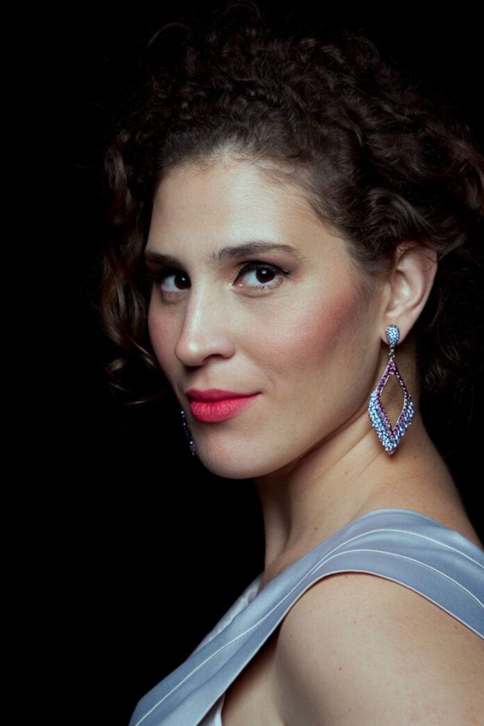 CAROLINA FARIA FOTO 2026