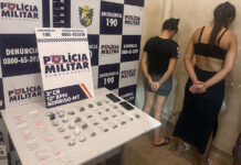 Polícia Militar prende duas mulheres e apreende adolescente por tráfico de drogas