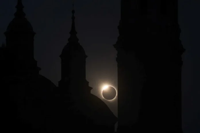 EclipseInZaragozaSpain