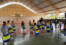 Sucata vira música e emoção na estreia da primeira Orquestra de Sucata de MT
