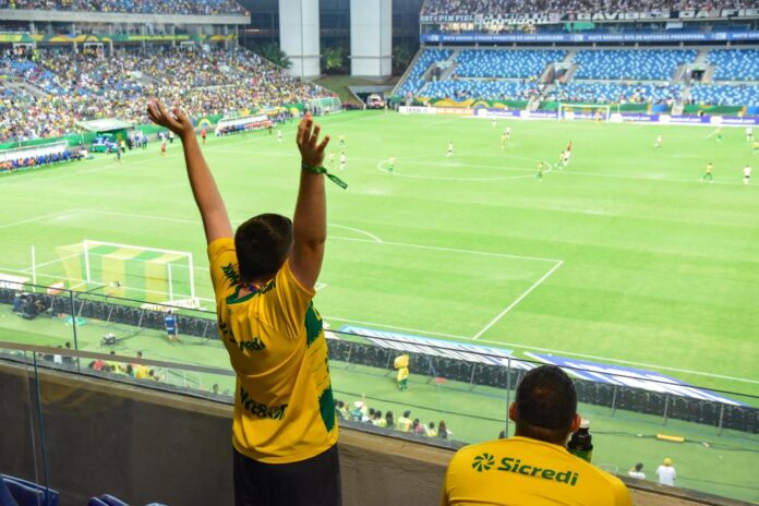 AutistaJogoArena