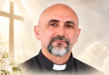 Padre morre após ser atingido por cruz em missa